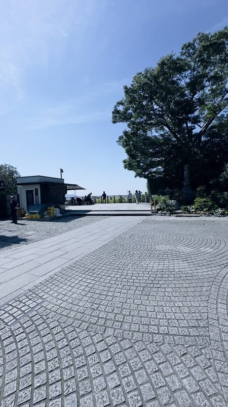 Hasedera upper terrace, designated refuge, no signage